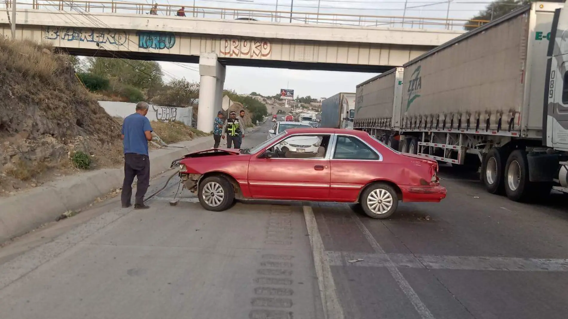 SJR POLI  EL CARRO QUEDO